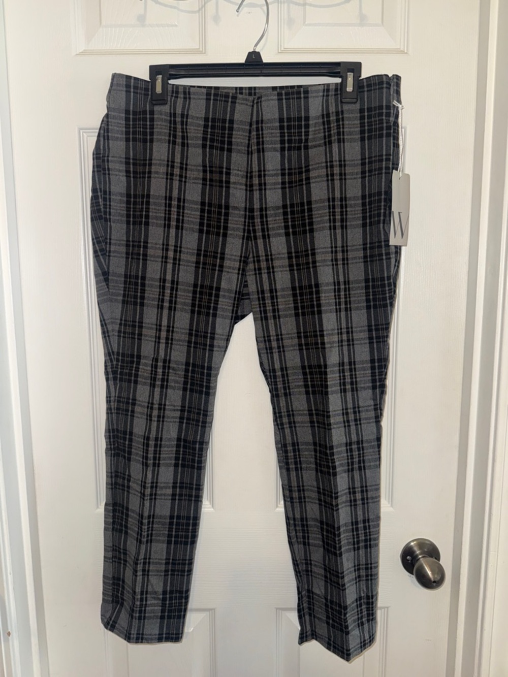 Worthington Gray and Black Plaid Straight-Leg Pants